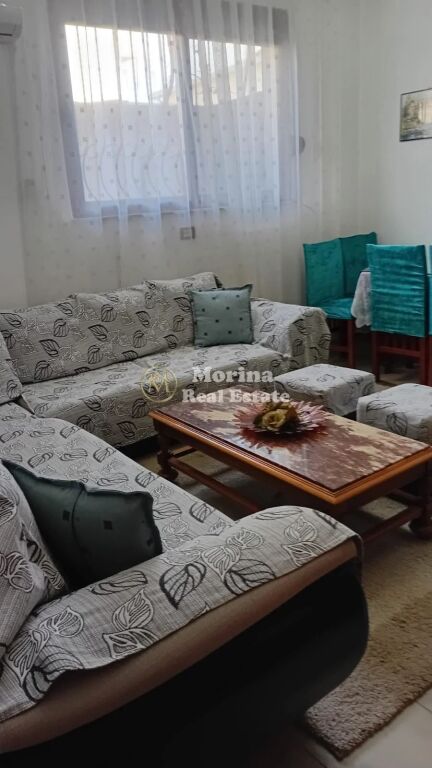 Rent | Private house 2 + 1 | Besa Street | 400 €/month