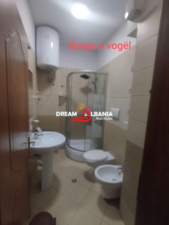 Appartamento 2+1 in affitto in Via Islam Alla a Tirana (ID 42215520)