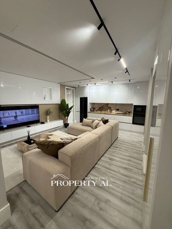 Apartment for rent in Bllok