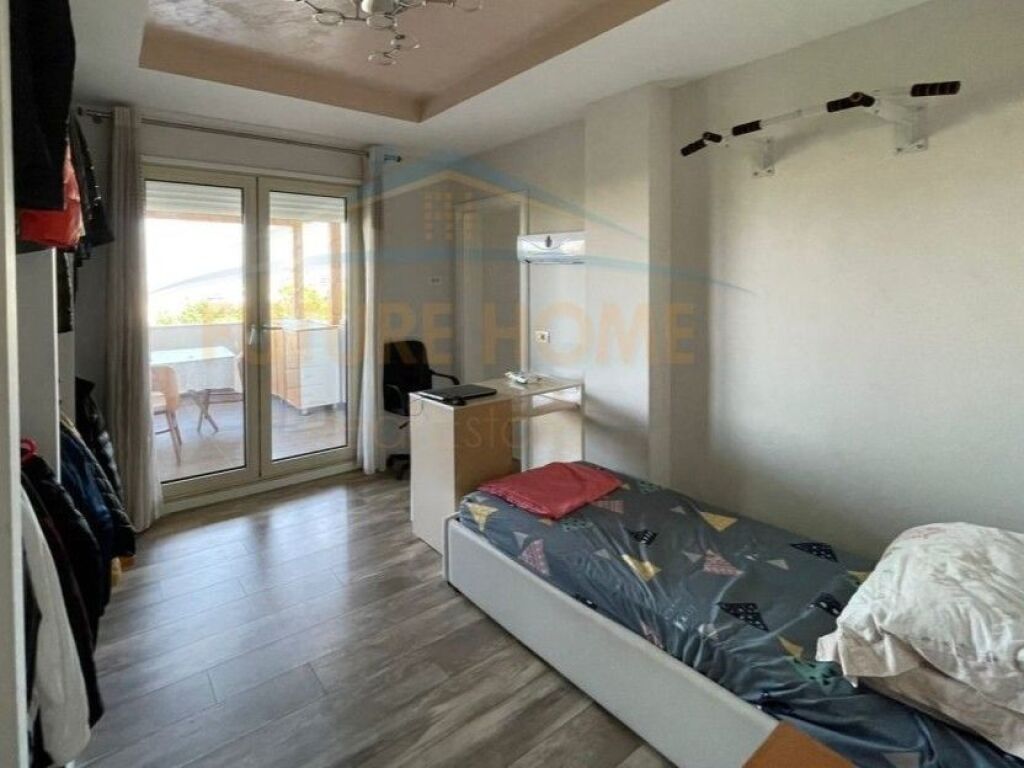 Shitet, Apartament 3+1+2, Kopshti Botanik