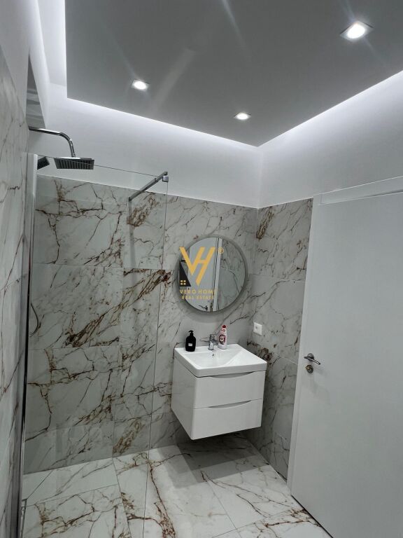 JEPET APARTAMENT 1+1+BLK ME QERA NE INSTITUT 55.000 LEKE