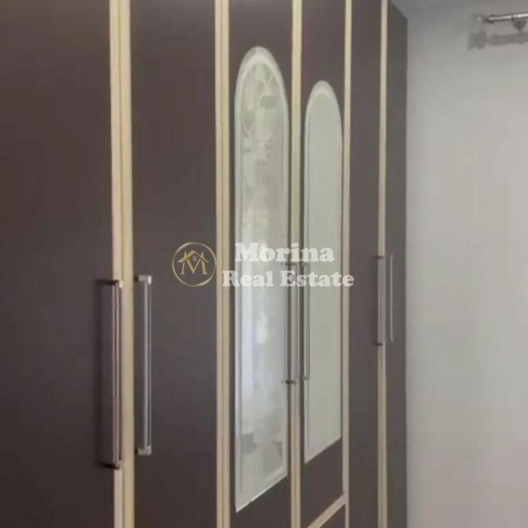 Qera | Shtëpi private 2 + 1 + Parkim | Rruga Jordan Misja | 550 €/muaj