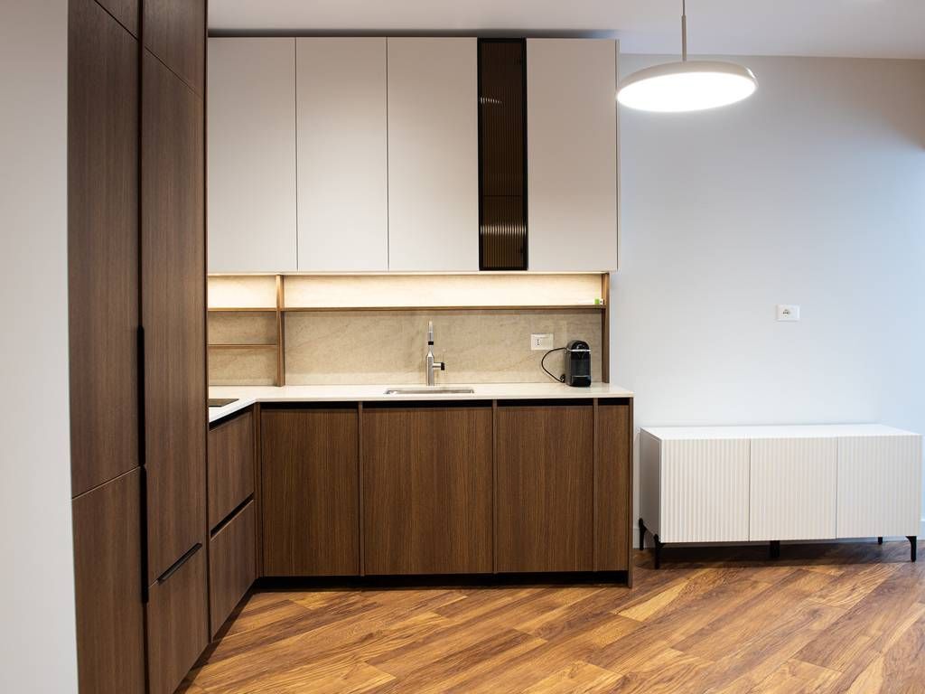 SHITET SUPER APARTAMENT 1+1 NE QENDER TE DURRESIT!