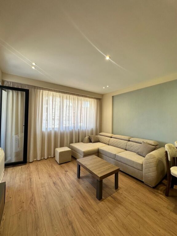 Jepet me qira 1+1+ parkim ASTIR TE URBAN GATE