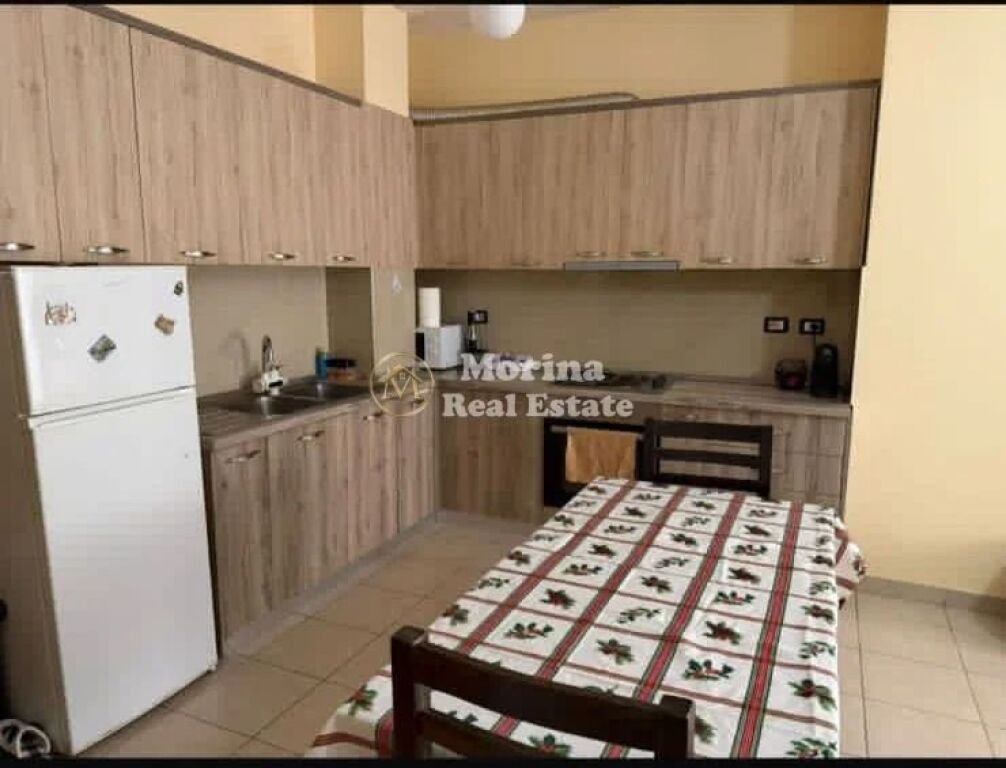 Rent | Apartment 2 + 1 | Dry Lake | 550 €/month