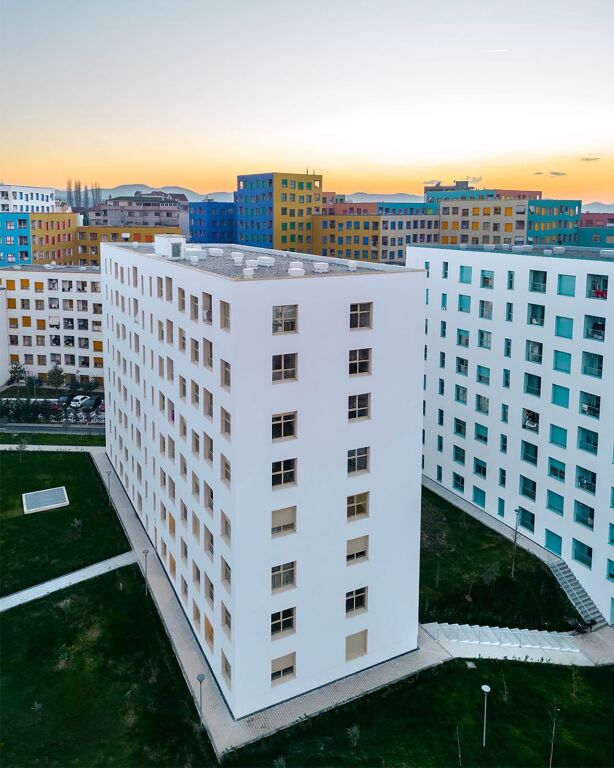 Shitet 1+1 te rezidenca Kadiu! CMIM i DISKUTUESHEM!