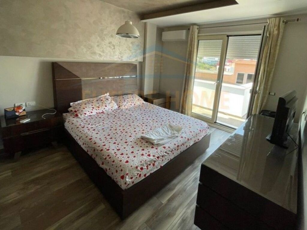 Shitet, Apartament 3+1+2, Kopshti Botanik