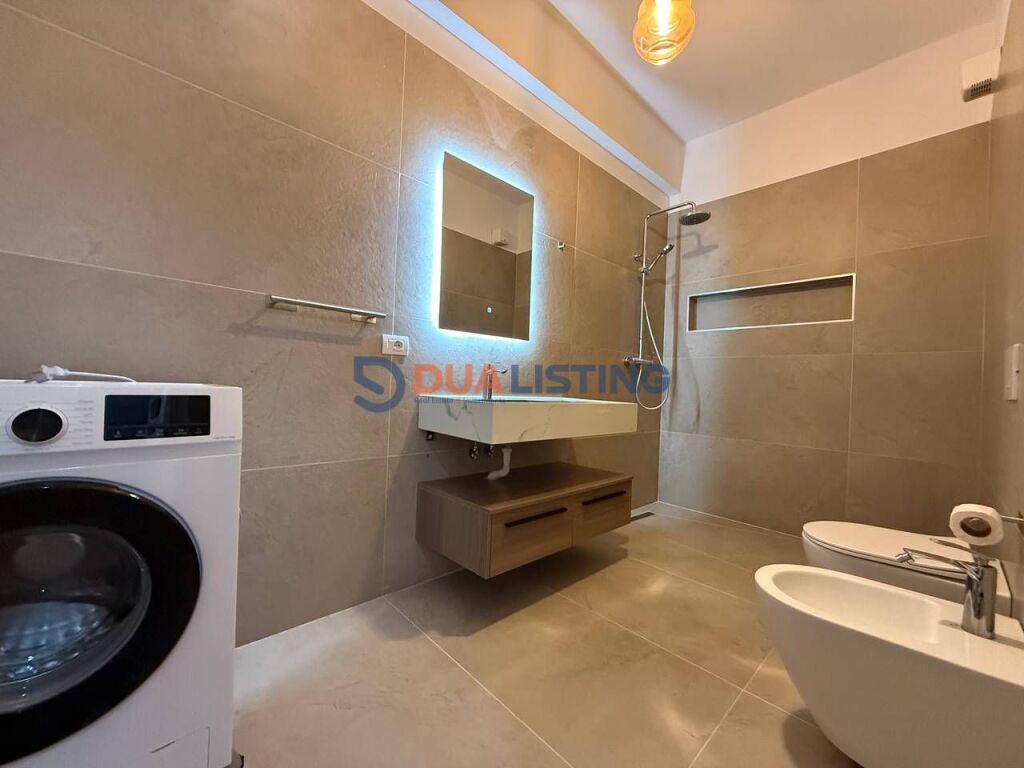 Apartament modern 1+1 ne Xhamllik!