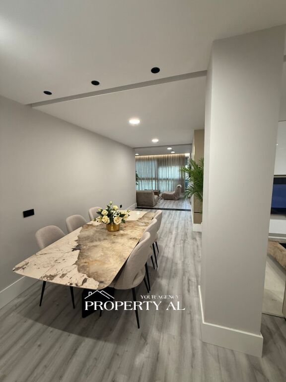 Apartment for rent in Bllok