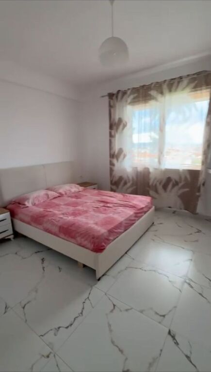 Apartament me qera 1+1