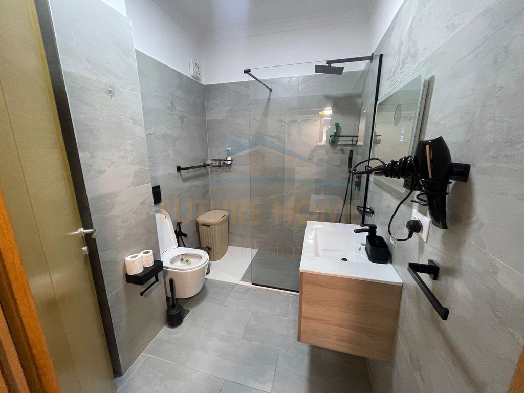 Qera, Apartament 3+1+2, Liqeni i Thatë, Tiranë