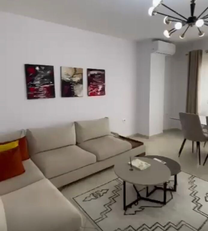 Jepet apartment 2+1 me qira tek Vasil Shanto!