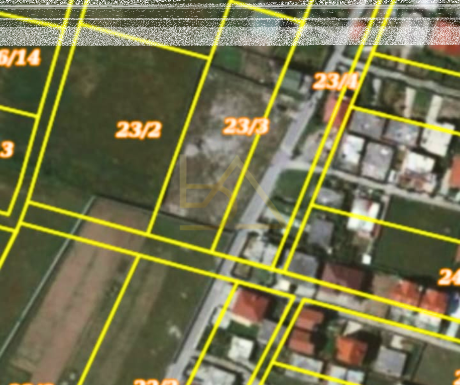 Shitet Tokë – Yrshek, Tiranë