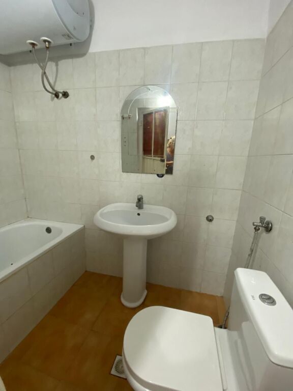 🏠 Apt 1+1 me qera te st Trenit