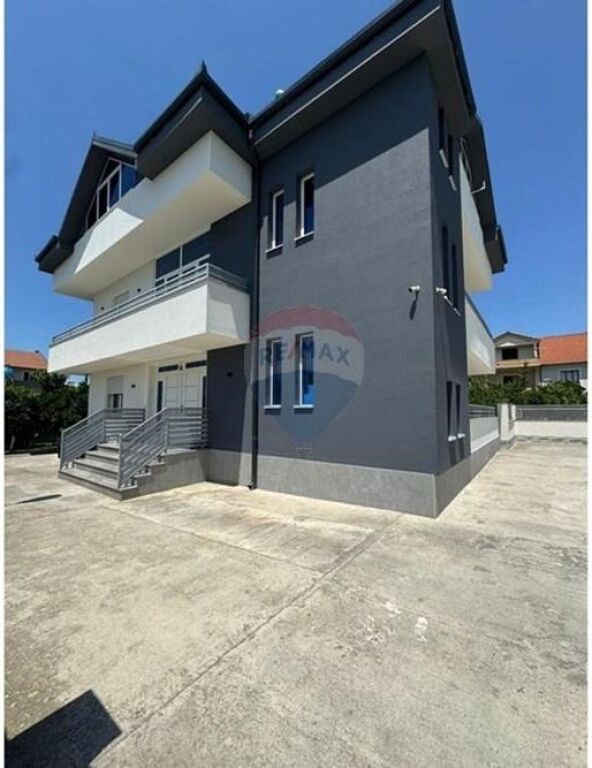 Vilë - Për Qira - Kashar, Tiranë(ID: 530221064-95)