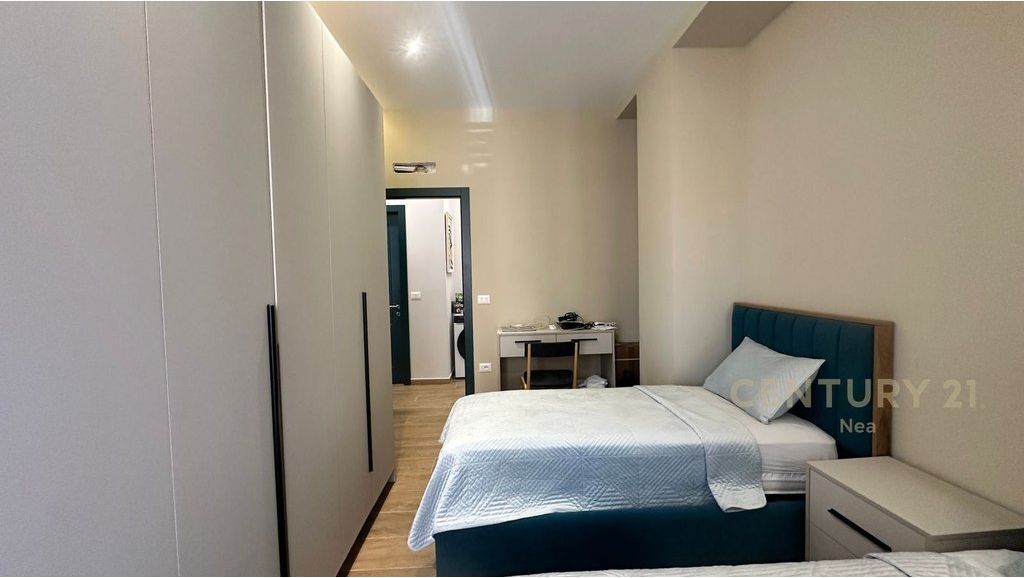 Appartamento in affitto con 2 camere da letto, 1 bagno e 2 posti auto, vicino al Giardino Botanico!