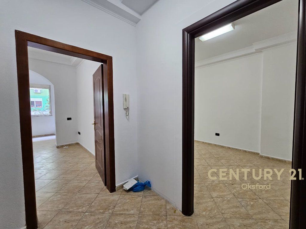 APARTMENT FOR RENT FOR OFFICES IN BLLOK