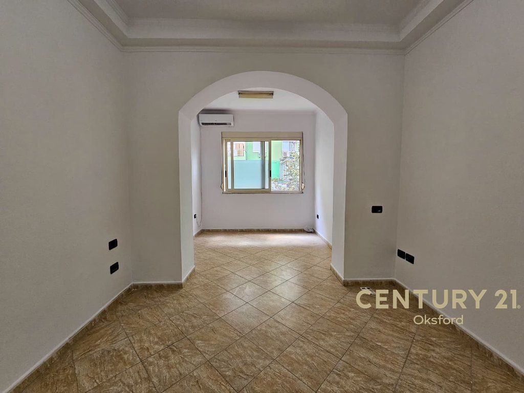 APARTMENT FOR RENT FOR OFFICES IN BLLOK