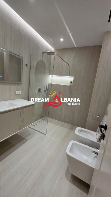 Business Premises for rent at Coin Tirana near Air Albania Stadium (ID 42611420)