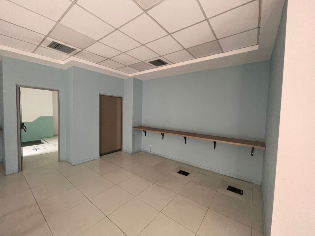 Njësi Komerciale me Qira – përballë Delijorgjit, Tiranë