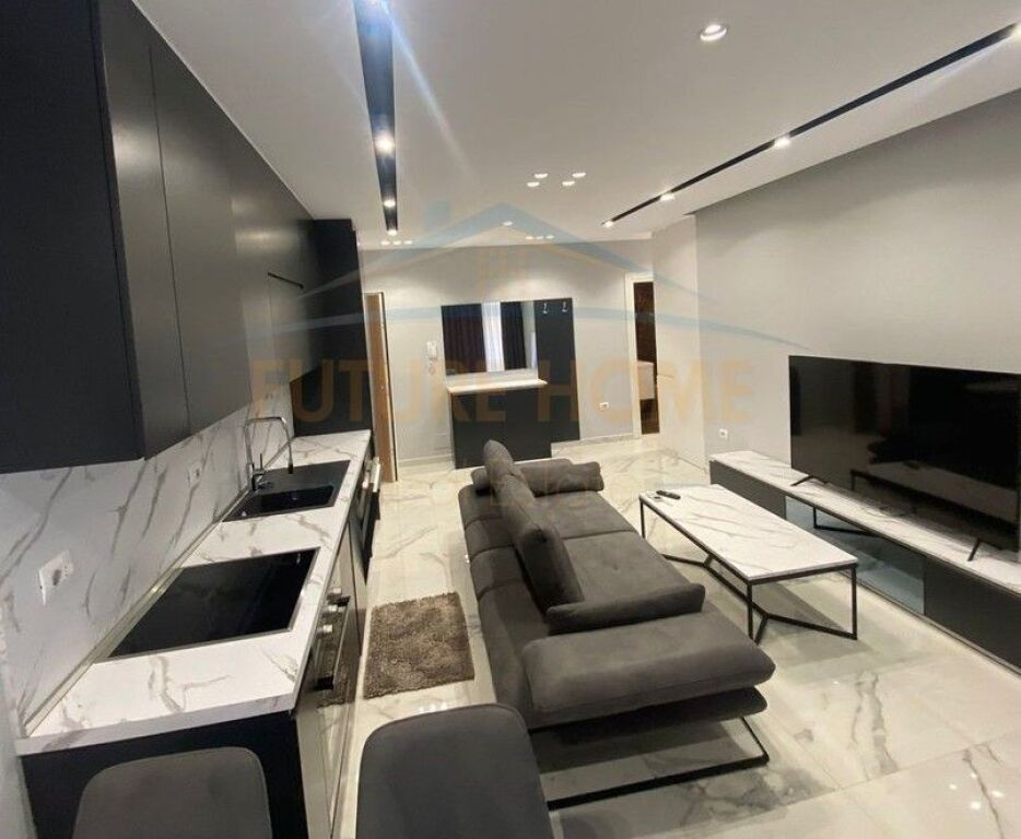 Affitto, Appartamento 1+1+Posto Auto, Via Panorama, Tirana