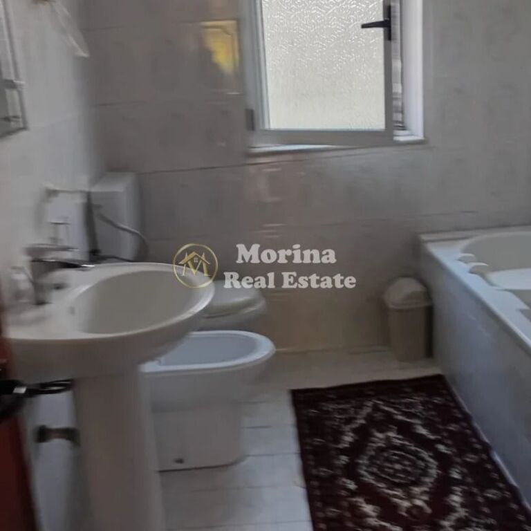 Rent | Private house 2 + 1 | Besa Street | 400 €/month