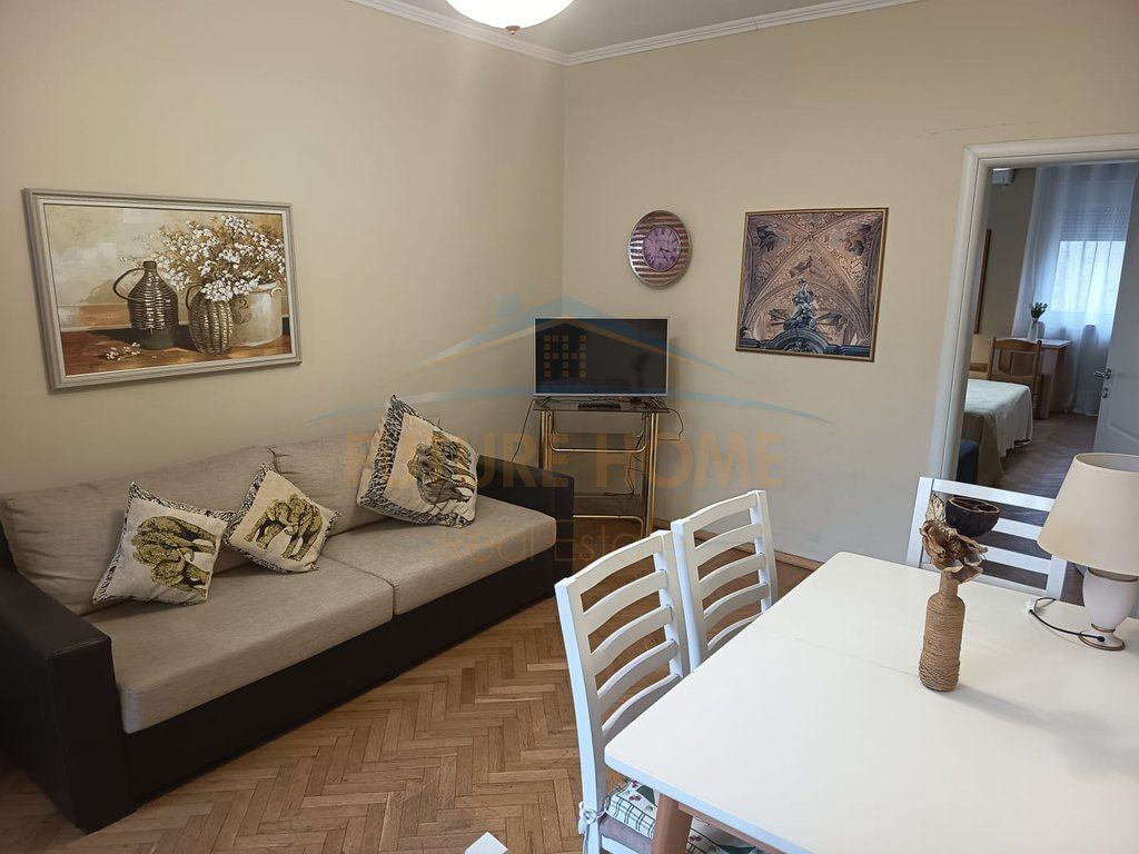 Qera, Apartament 1+1, Myslym Shyri, Tiranë.