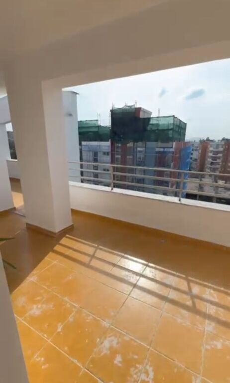 Vendesi Appartamento 2+1 – Fresk, Via Muhamet Deliu (presso Xhangolli)
