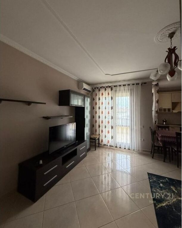 Apartament për qira 2+1 pranë Kopshtit Botanik