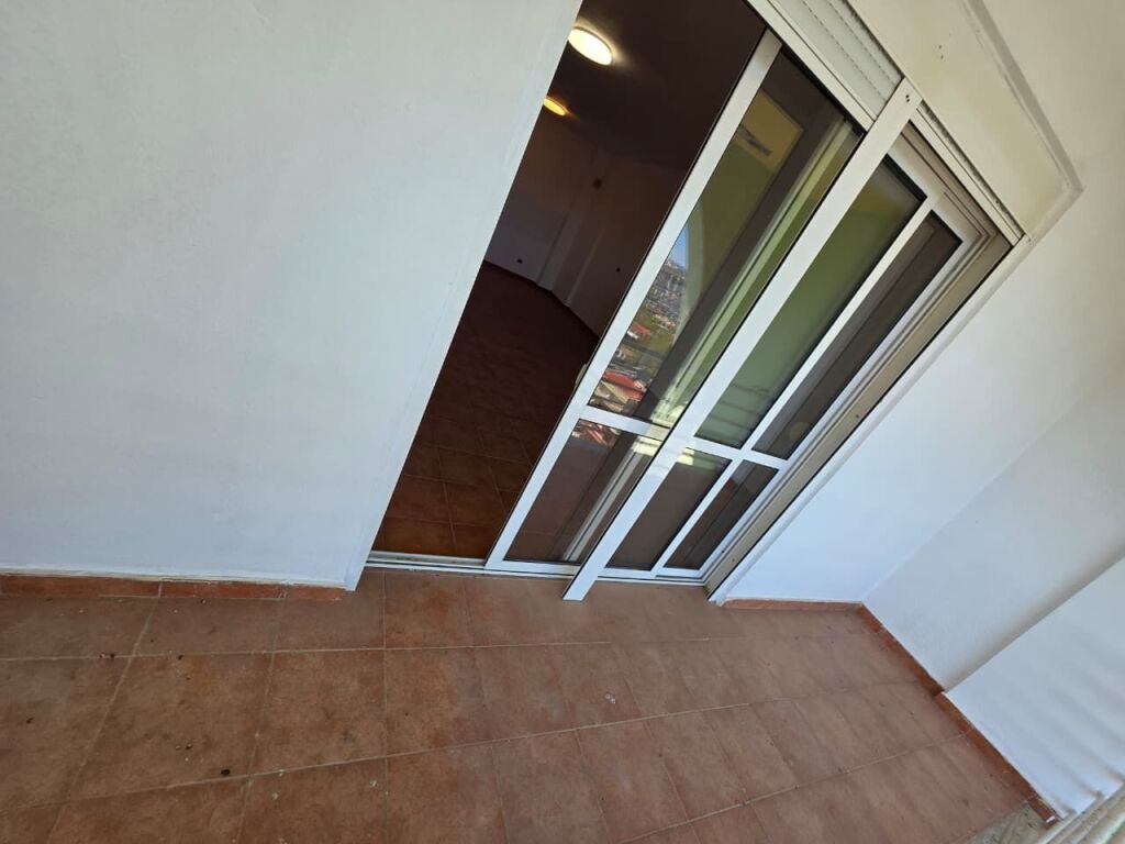 APARTAMENT 2+1+BALLKON , 95M2 NETO ,85,000 EURO , PLAZH ILIRIA