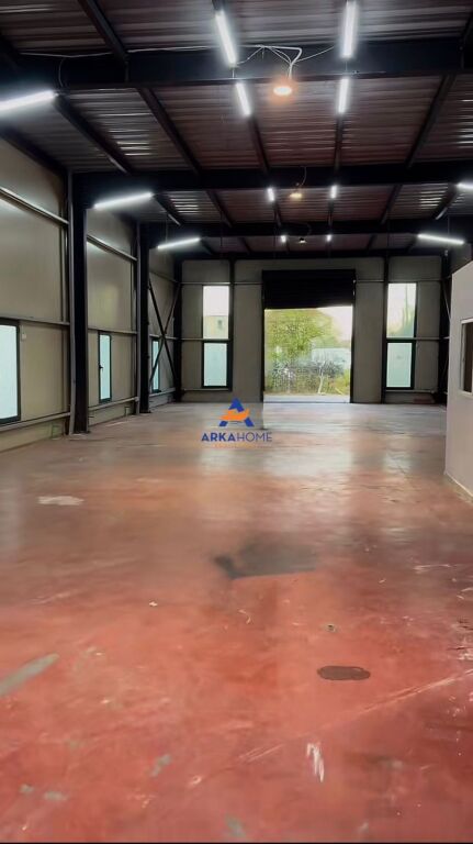 WAREHOUSE FOR RENT 500M2 "IN MËZEZ NEAR TOP CHANEL" 3000 EURO