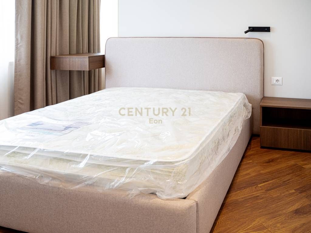 SHITET SUPER APARTAMENT 1+1 NE QENDER TE DURRESIT!