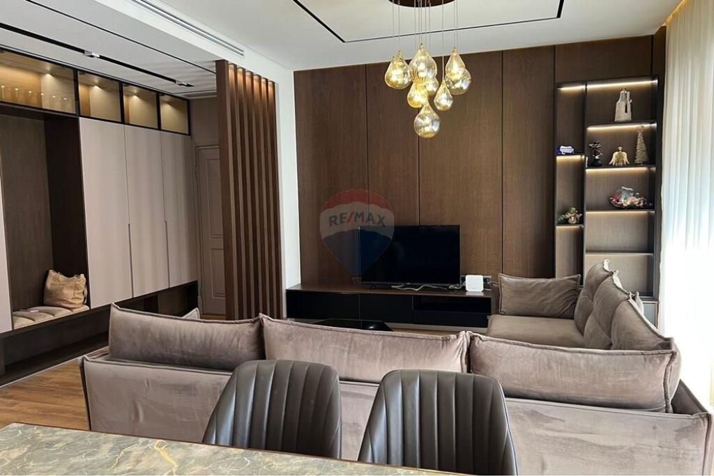 Appartamento - In Vendita - Complesso Delijorgji, Tirana(ID: 530601005-242)