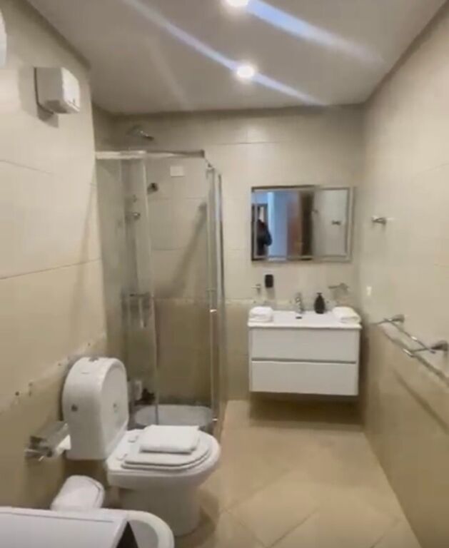 Jepet apartment 2+1 me qira tek Vasil Shanto!