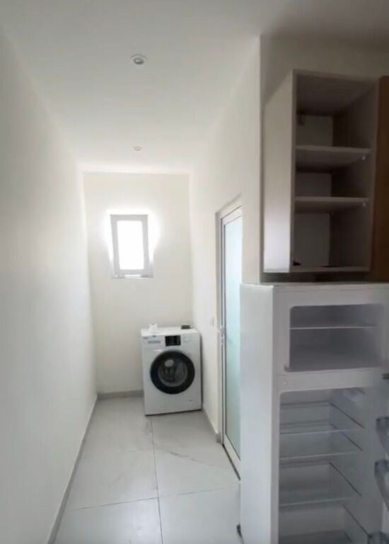 🏠 Appartamento 1+1 in Affitto sopra il Complesso Grand, Tirana