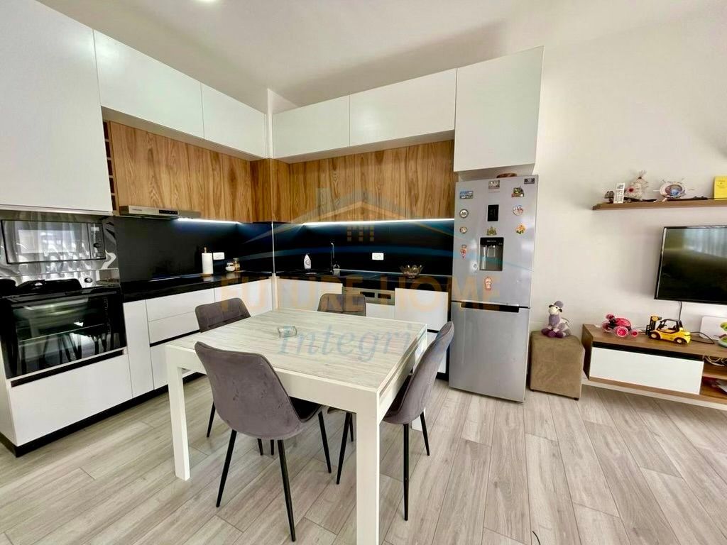 🏡 2+1+2 con Super Luce al Complesso "Mangalem" – Ali Dem! ☀️