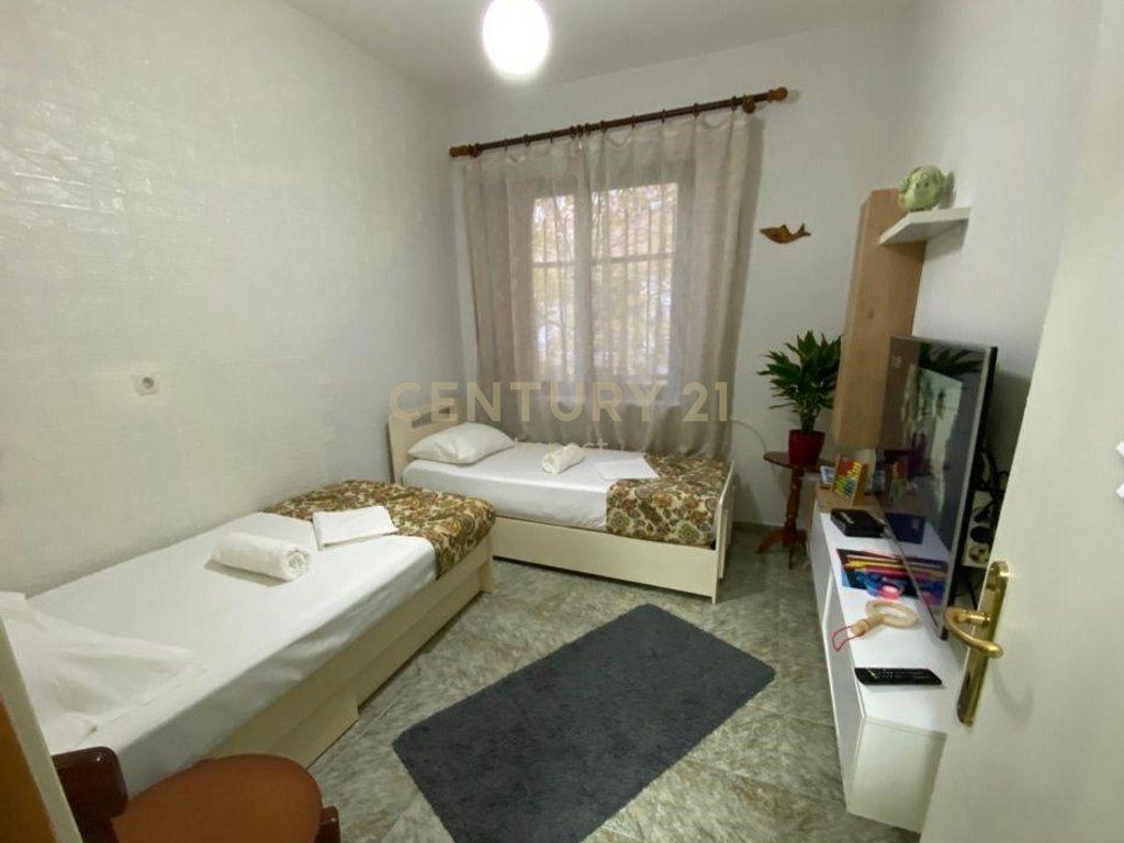 Apartament 2+1 Me Qira tek Stadiumi Dinamo, Tiranë !