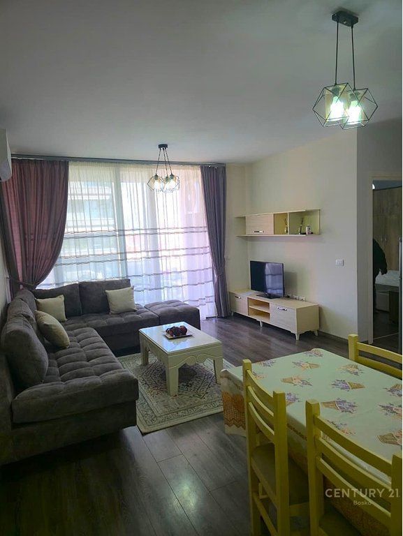 Affittasi appartamento moderno 2+1+2 nella residenza Fiori di Bosko, al terzo piano di un palazzo di qualità.