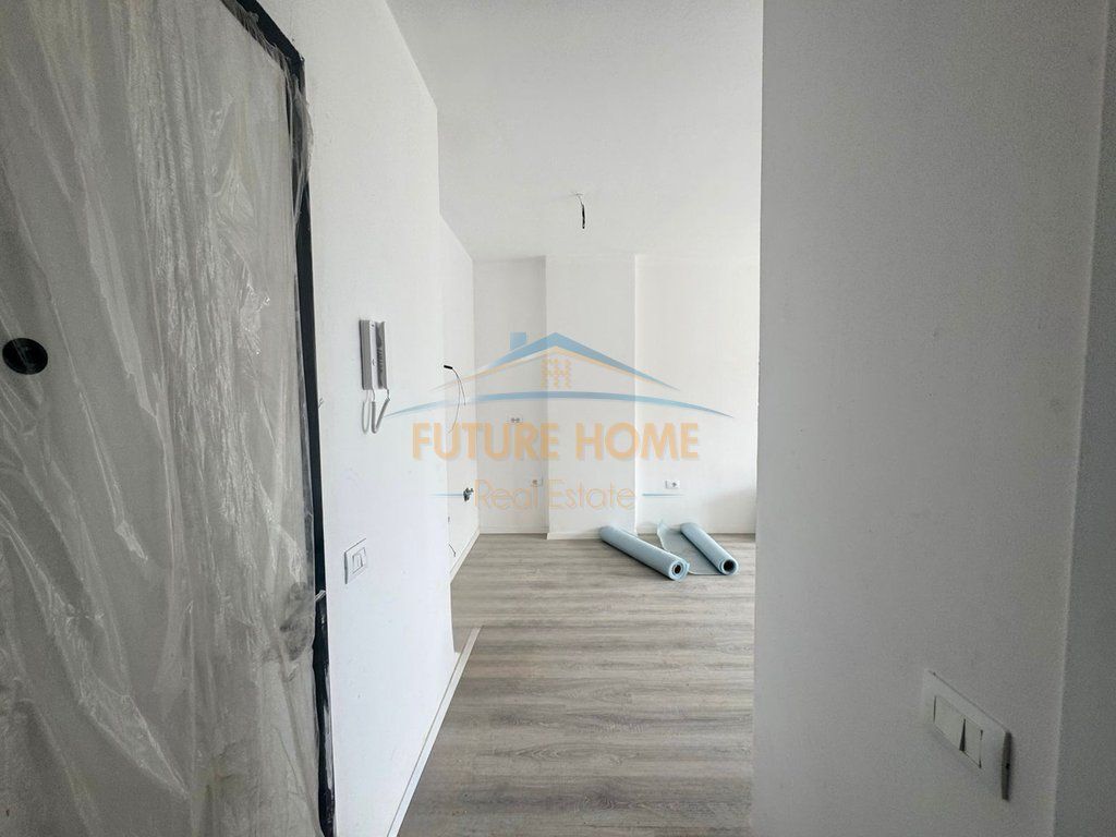 Qera ,Apartament 1+1+Post Parkimi, Kompleksi E-88, Rruga Dritan Hoxha