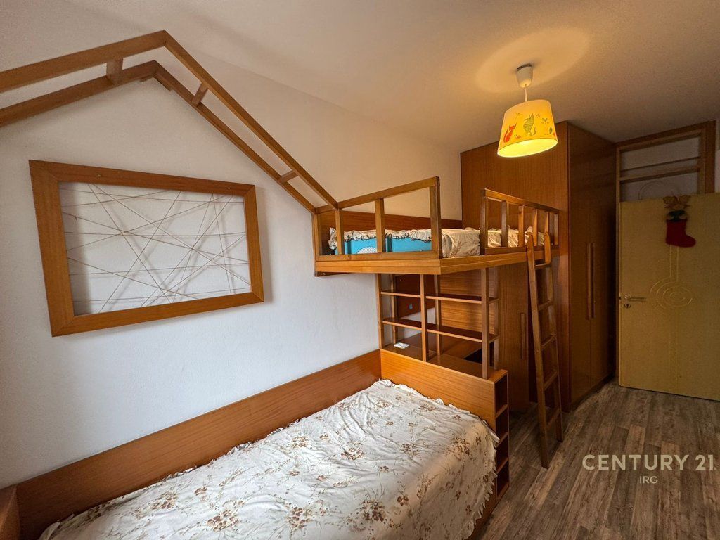 Jepet me qira 2+1 tek Vilat e Selites!