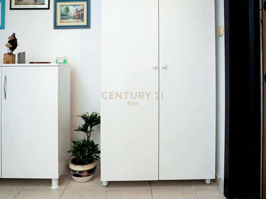 SHITET SUPER APARTAMENT 1+1 NE QENDER TE DURRESIT!