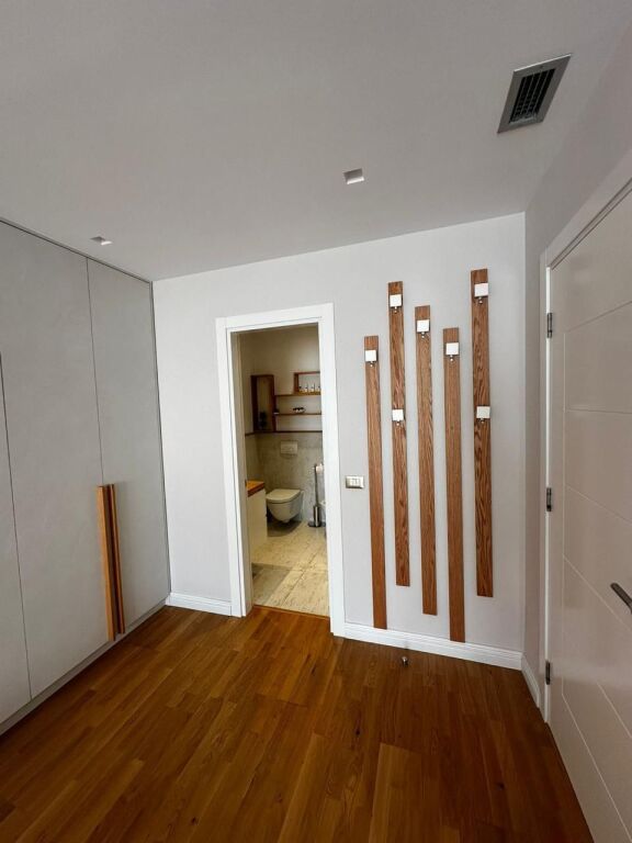 🏡Affittasi 3+1  📍 Comune di Parigi💰 150.000 lek / mese