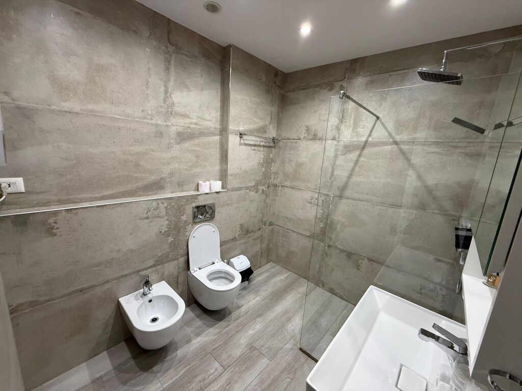 Appartamento in affitto 2+1+2 Via Barrikadave