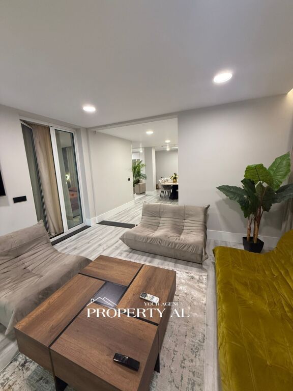 Apartment for rent in Bllok