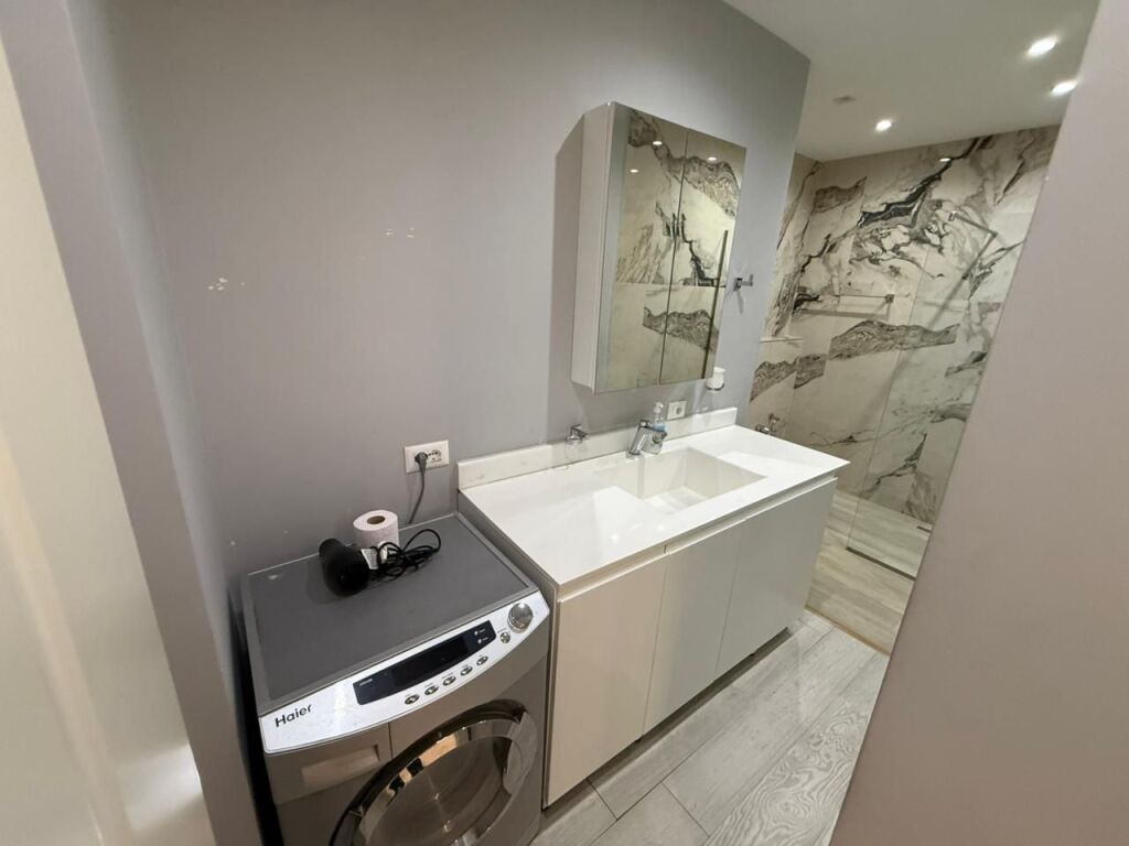 📣 AFFITTO SUPER Appartamento 2+1 Con 2 Bagni 📍 Via "Barrikadave" ✨ 💶 Prezzo 800 Euro