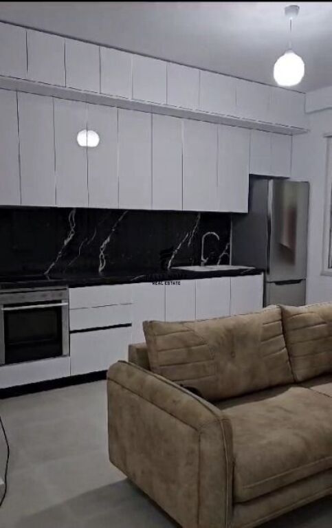 APARTAMENT ME QERA 2+1 SELITE 60.000 LEKE FH-67905