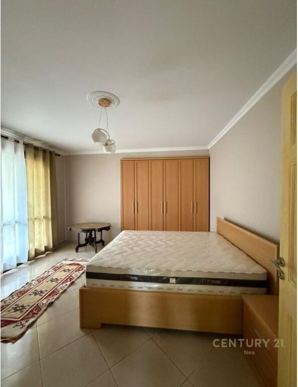 Apartament për qira 2+1 pranë Kopshtit Botanik