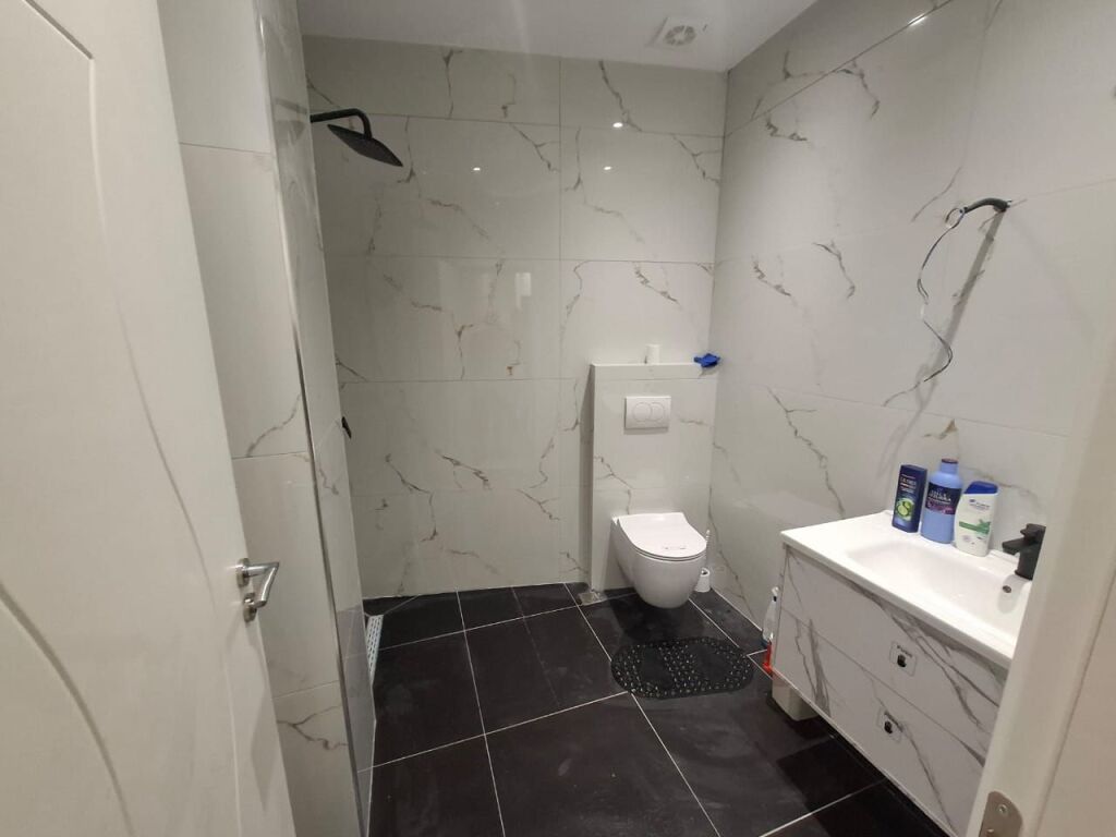 🔥 RARE OPPORTUNITY IN VLORA! 🔥