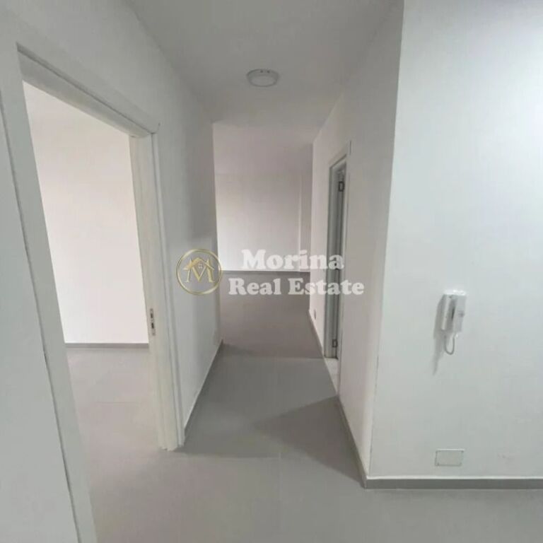 Affitto | Appartamento 2 + 1 + 2 + Blocco | Via di Dibrës | 400 €/mese