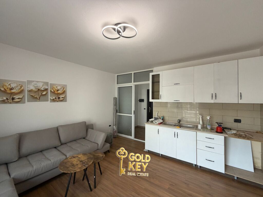 🏡 APARTAMENT NE SHITJE 1+1 GOLEM VIJE E PARE.